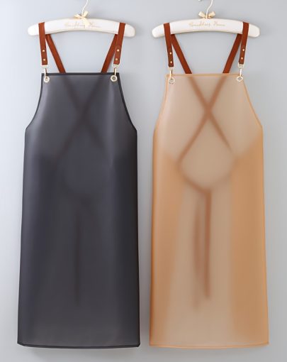 A One-Piece Disposable TPU Apron for Kitchen Use, Suitable for Both Men And Women, Transparent, Ideal for Seafood Markets And Outdoor Work